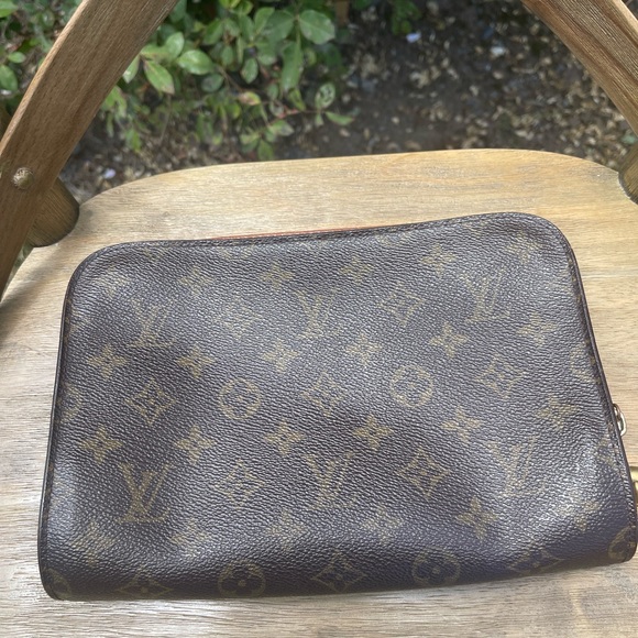 Authentic LOUIS VUITTON  Pochette Orsay Monogram Canvas. - Picture 4 of 8